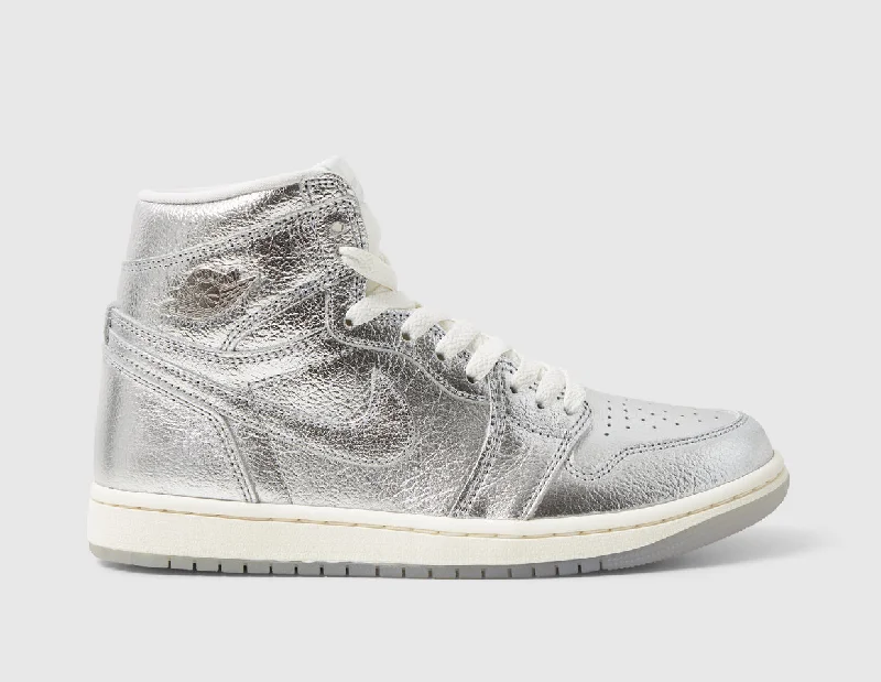 Jordan Women's 1 Retro High OG Metallic Silver / Photon Dust - Sail